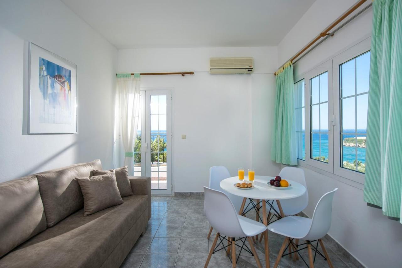 Elena'S Beach Garden By Estia Ferma Bagian luar foto